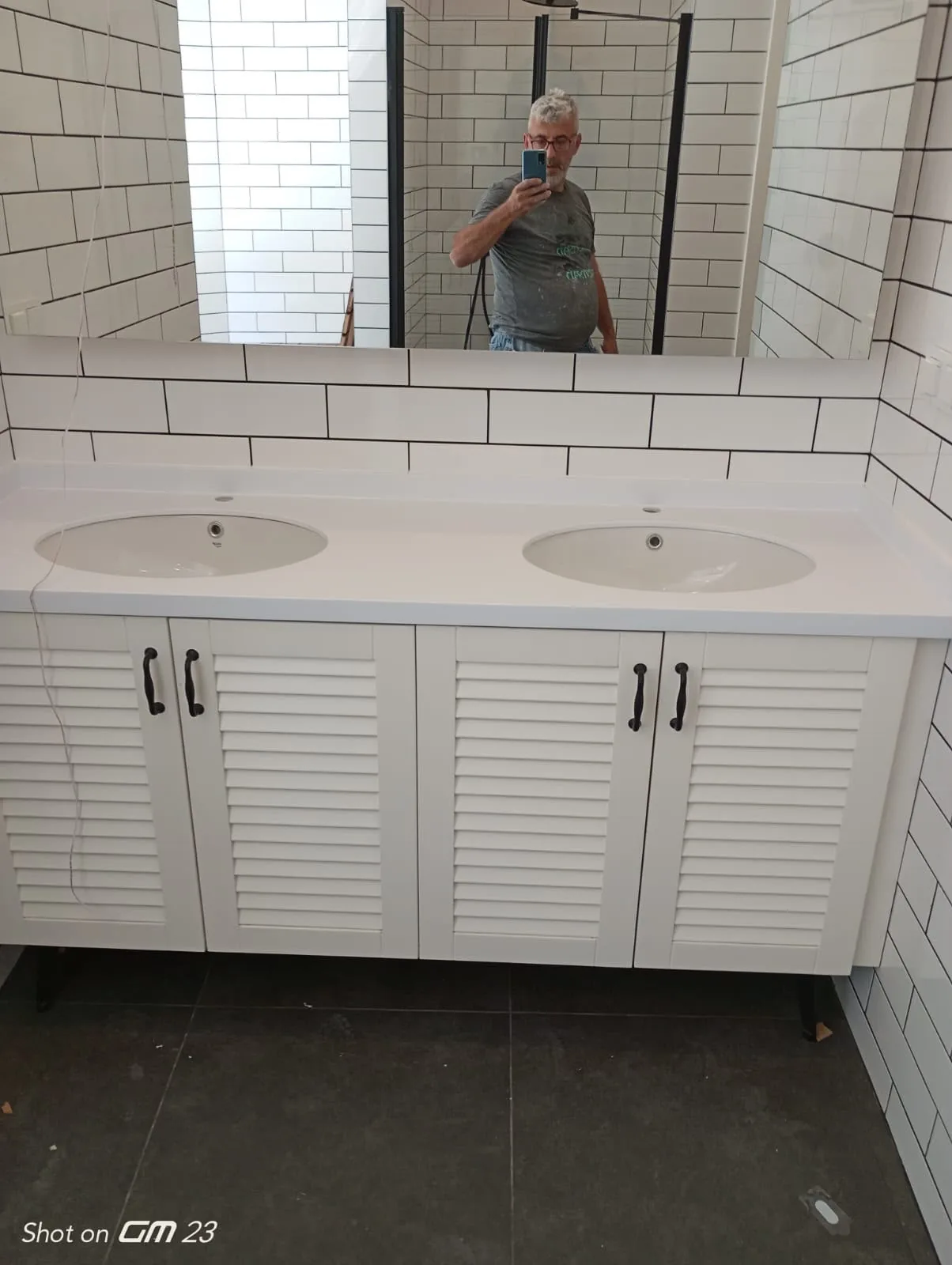 Bathroom countertop and vanity installation — image 67
