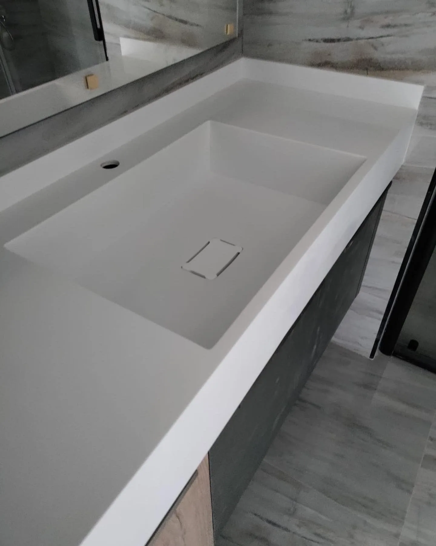Bathroom countertop and vanity installation — image 87