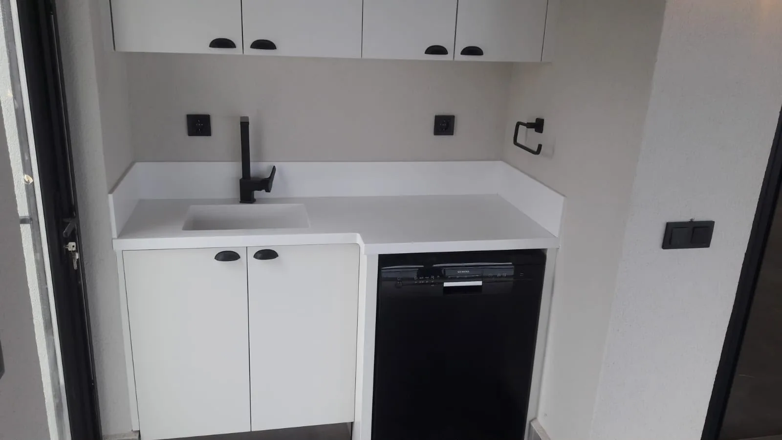 Bathroom countertop and vanity installation — image 99