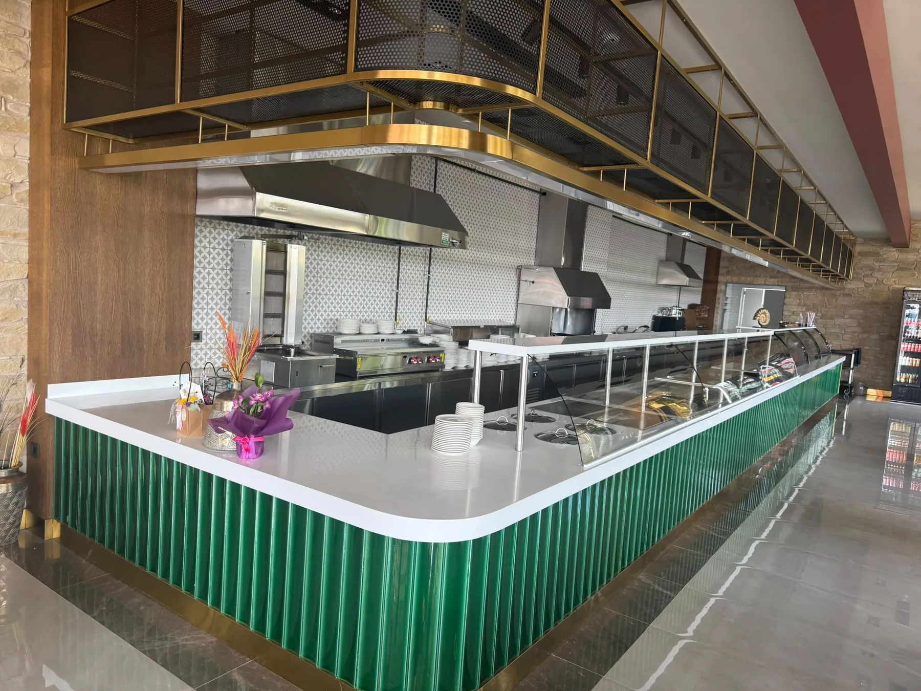 Restoran servis bankosu ve yüzey uygulaması — uygulama detayı 16