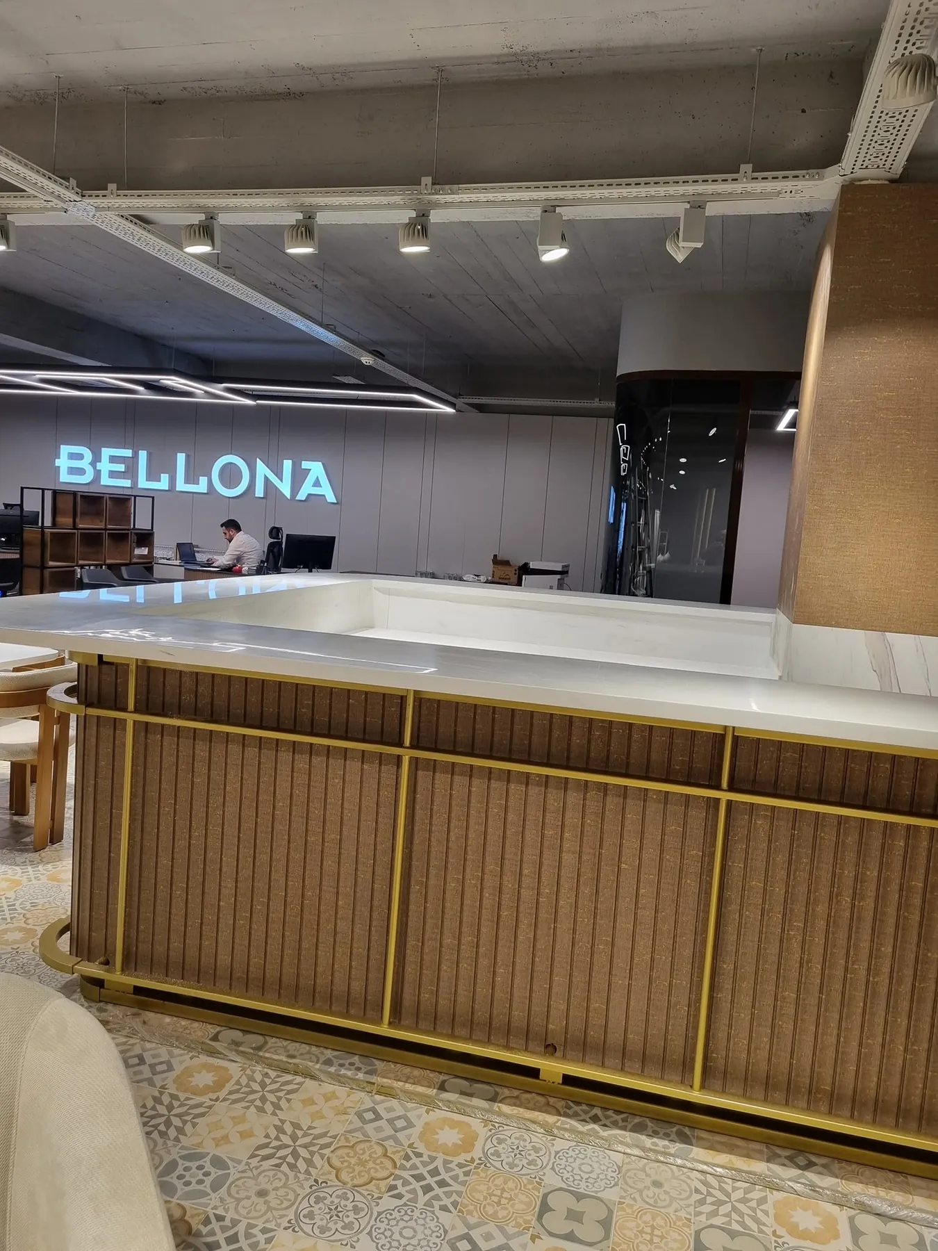 Restoran servis bankosu ve yüzey uygulaması — uygulama detayı 26