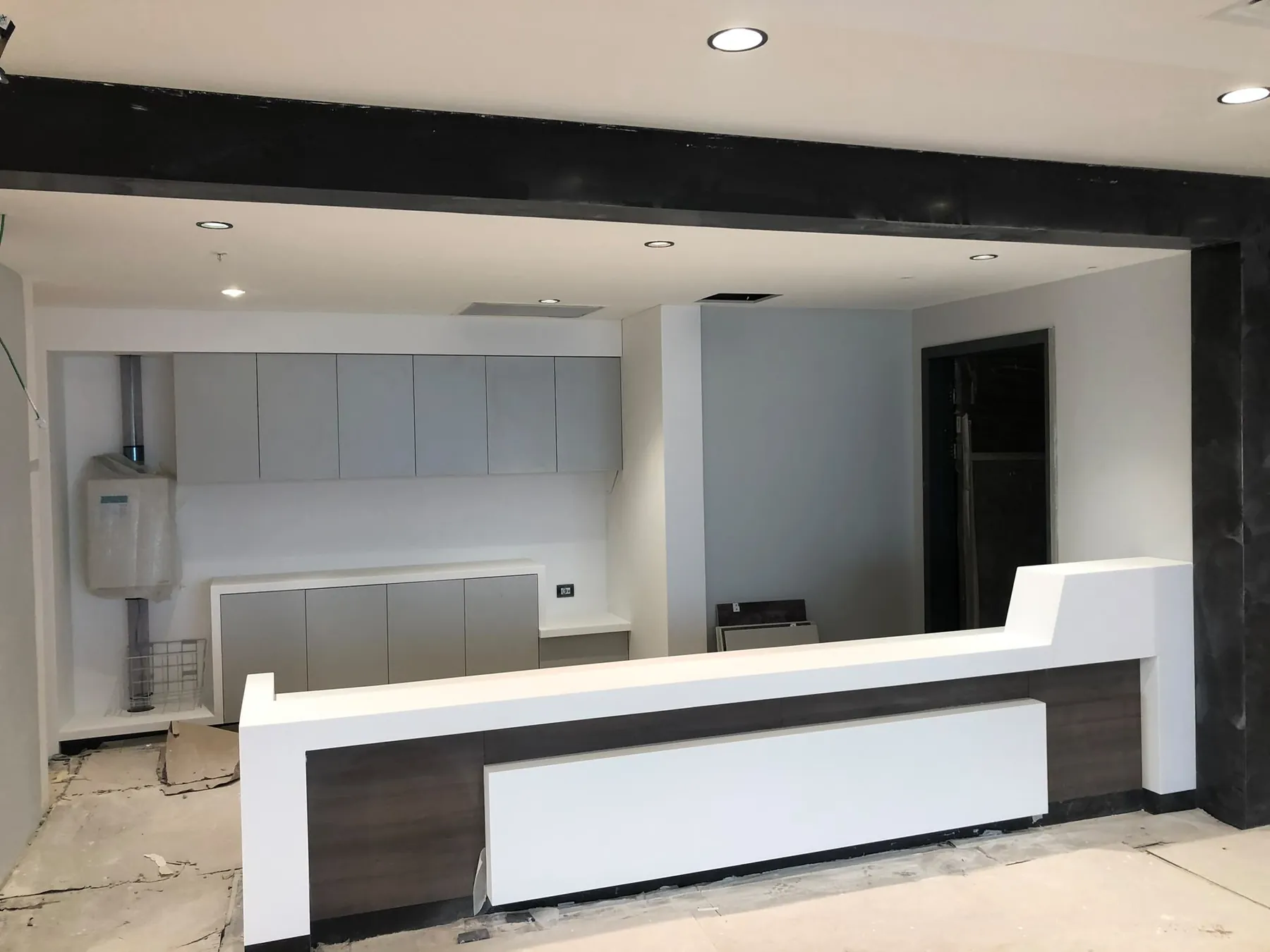 Restoran servis bankosu ve yüzey uygulaması — uygulama detayı 39