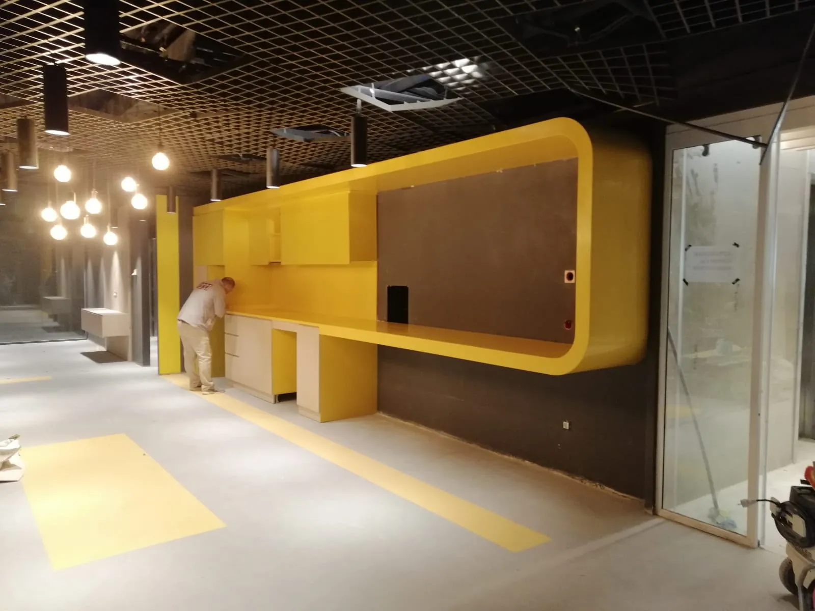 Restoran servis bankosu ve yüzey uygulaması — uygulama detayı 51