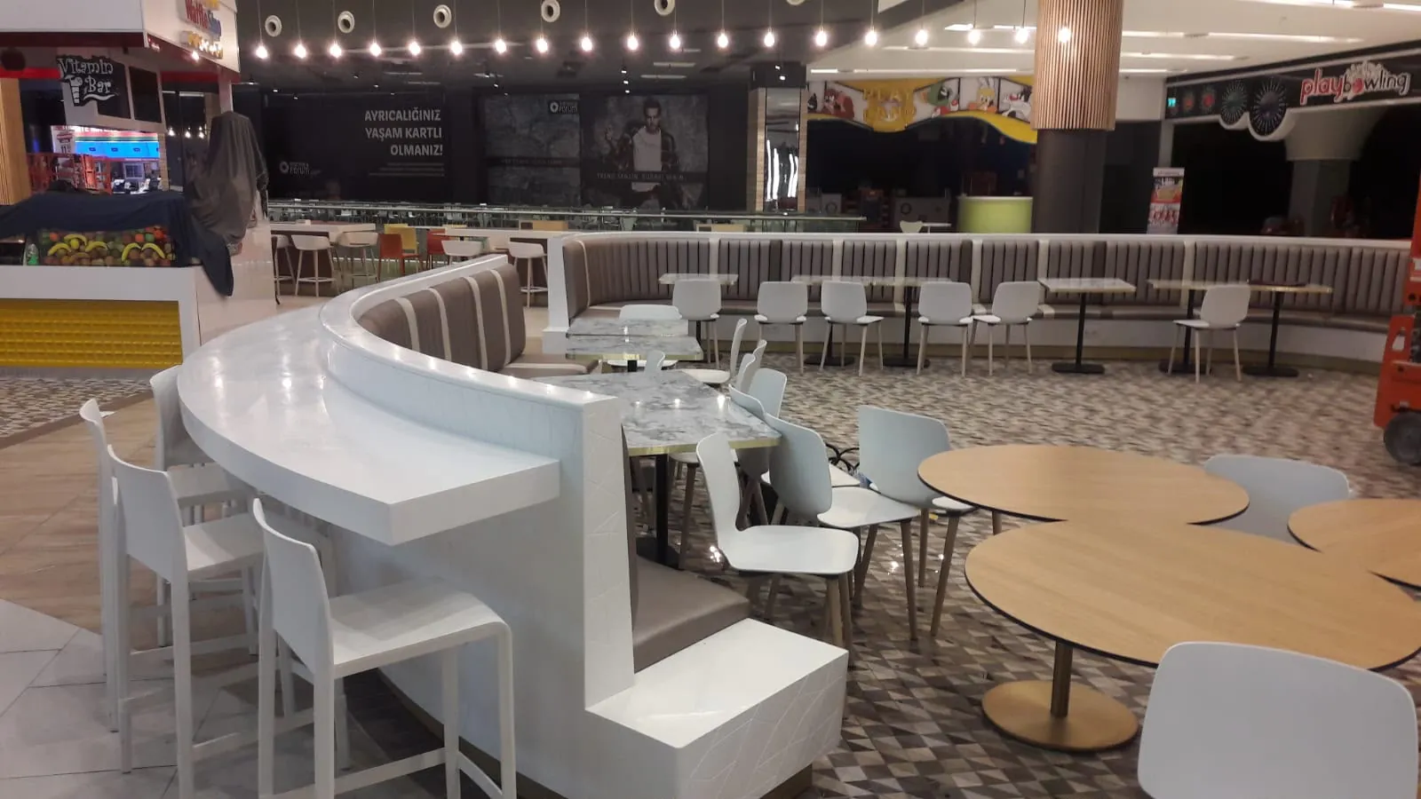 Restoran servis bankosu ve yüzey uygulaması — uygulama detayı 61