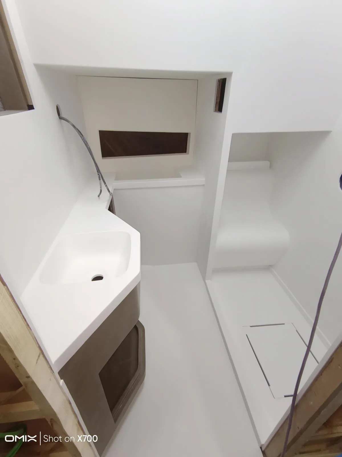 Yacht and boat interior surface installation — image 07